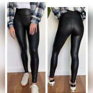 Kirios Black gloss Colombian Leggings, size One Size